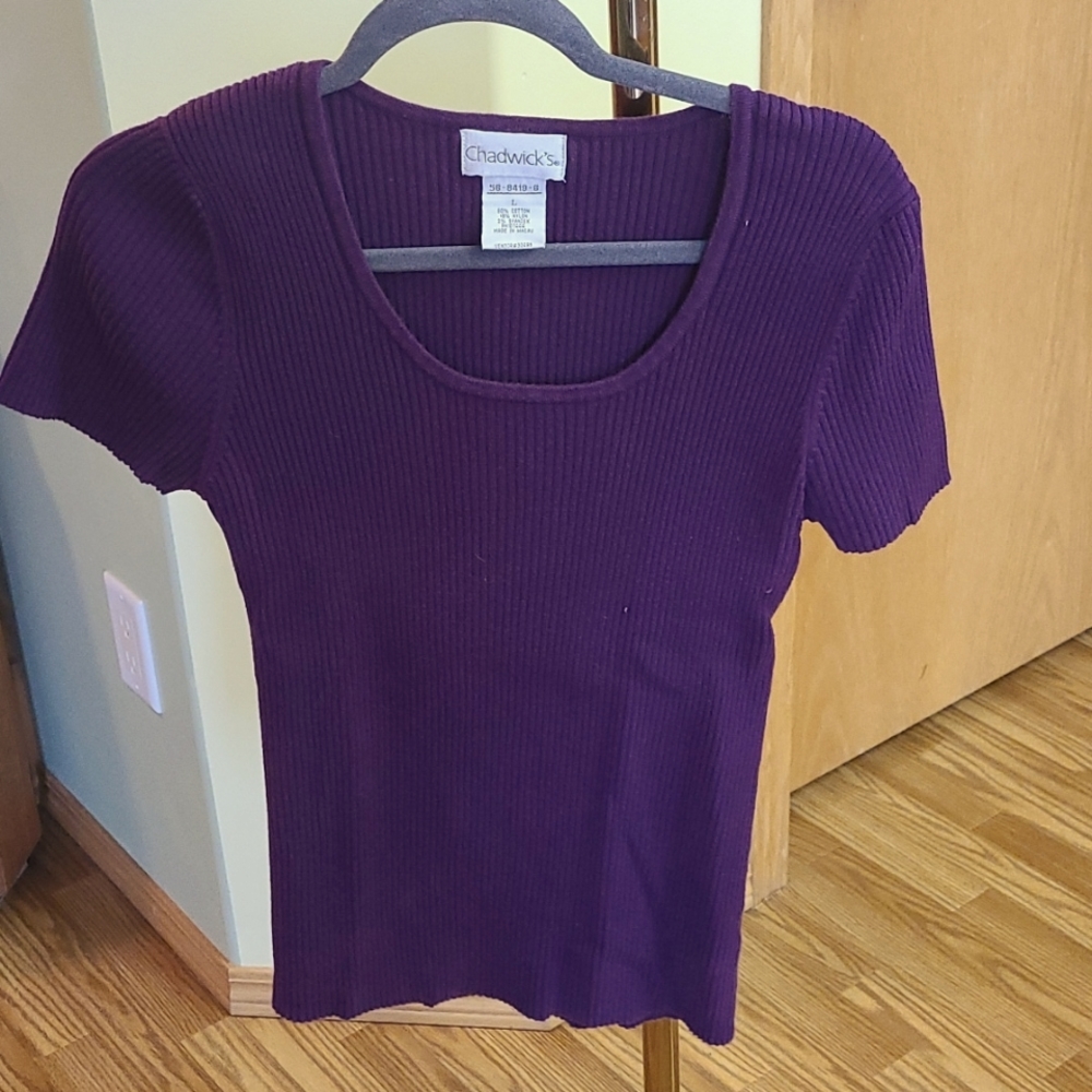 Sweater tee shirt
